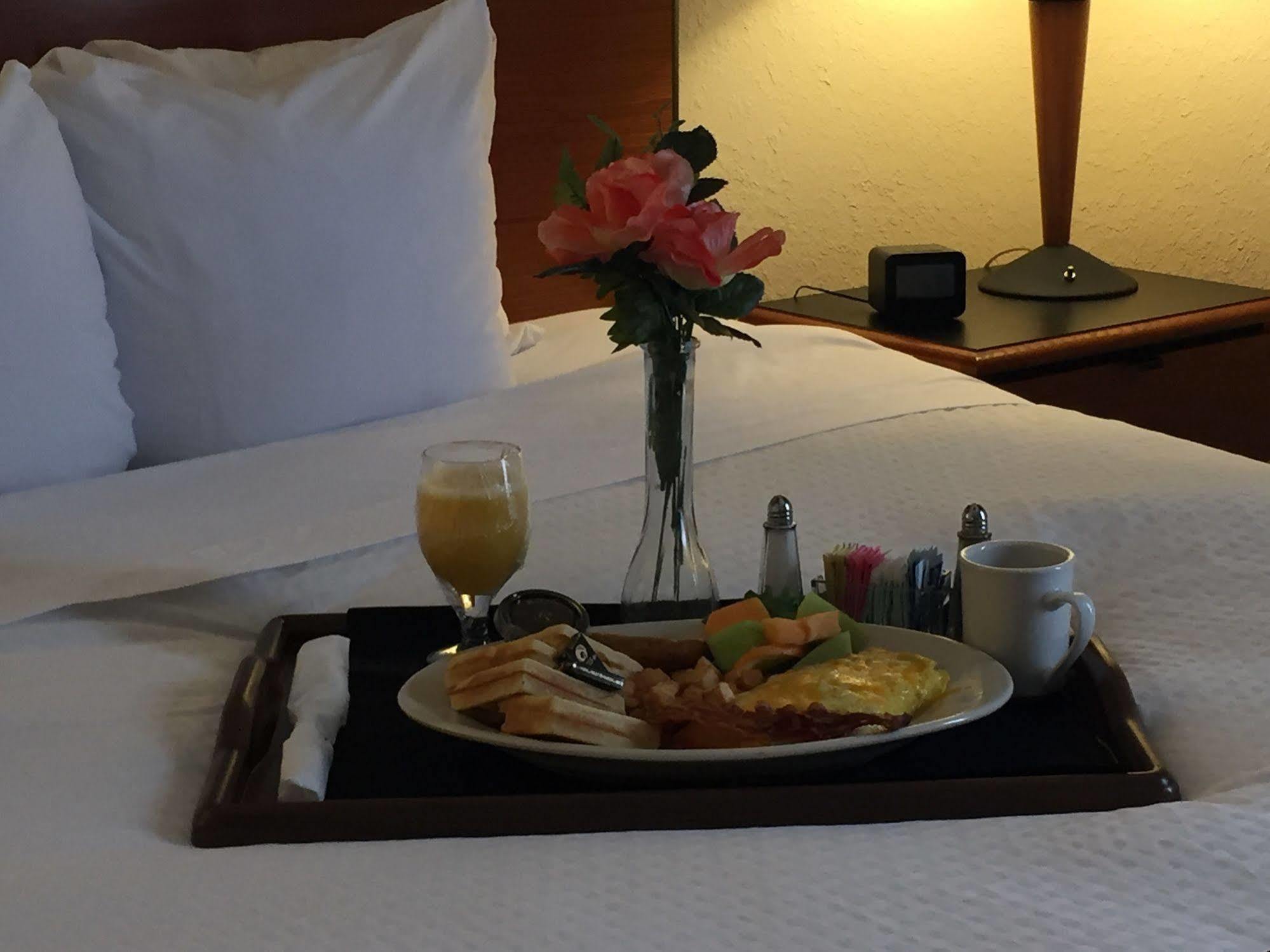 Sheraton Richmond Airport Hotel Sandston Eksteriør billede