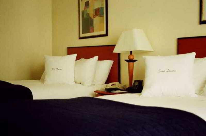 Sheraton Richmond Airport Hotel Sandston Eksteriør billede